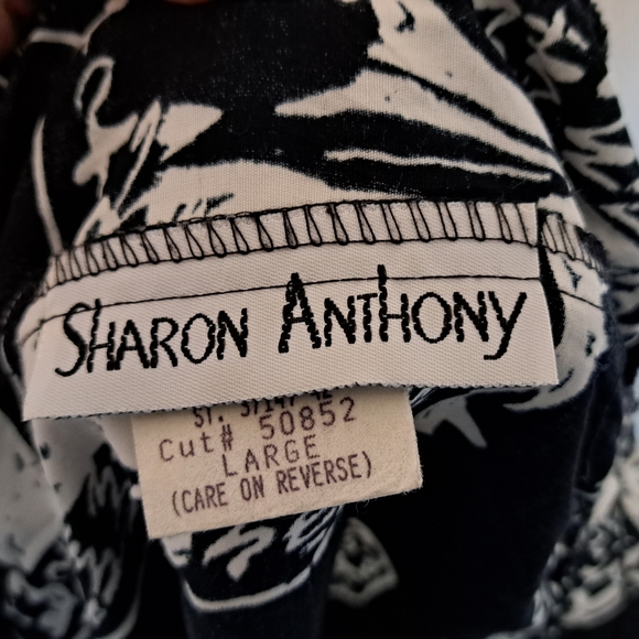 Long Maxi Sharon Anthony Skirt - Picture 3 of 4